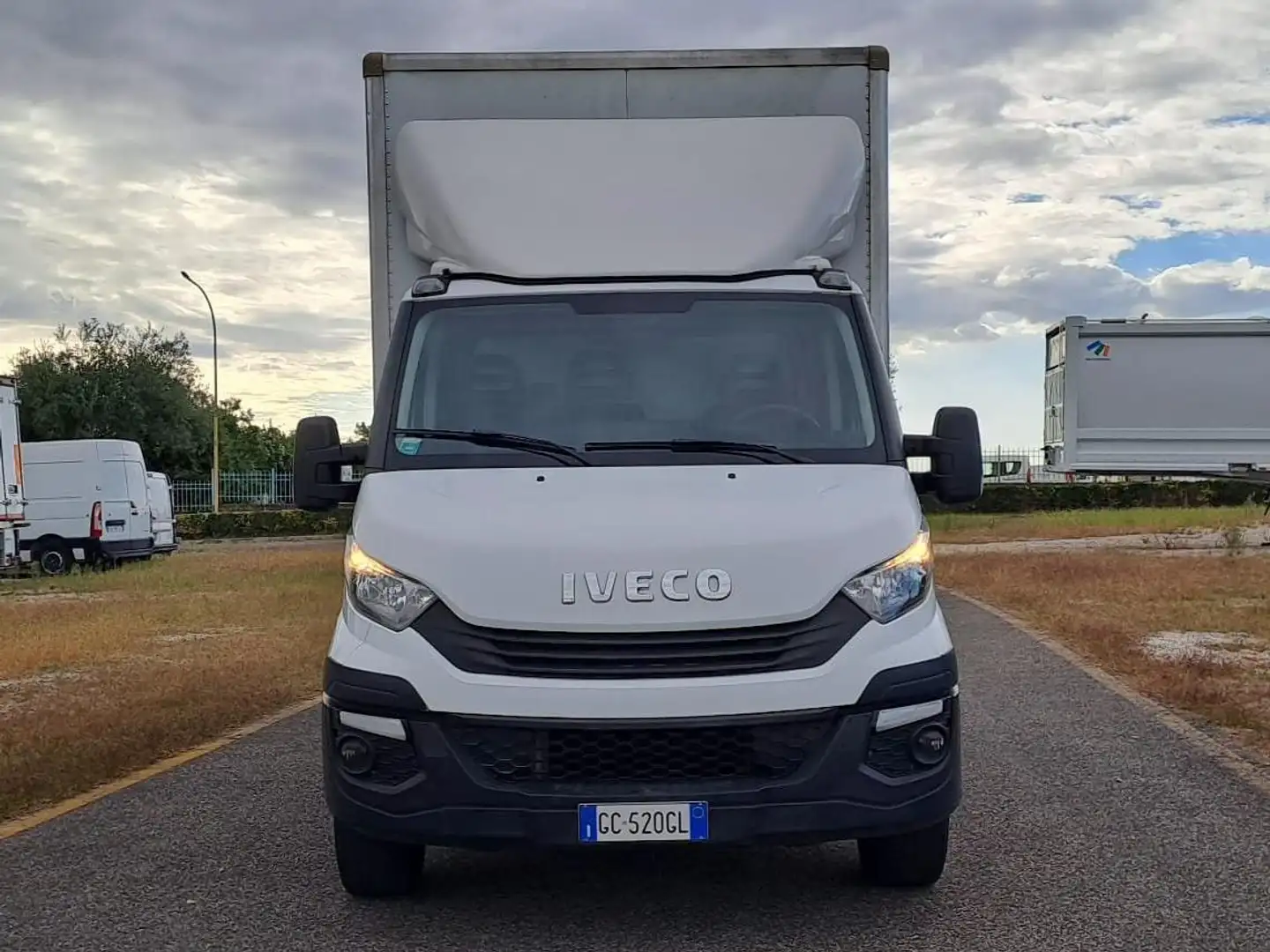 Iveco Daily 35C12 2.3 HPT PM Blanc - 2