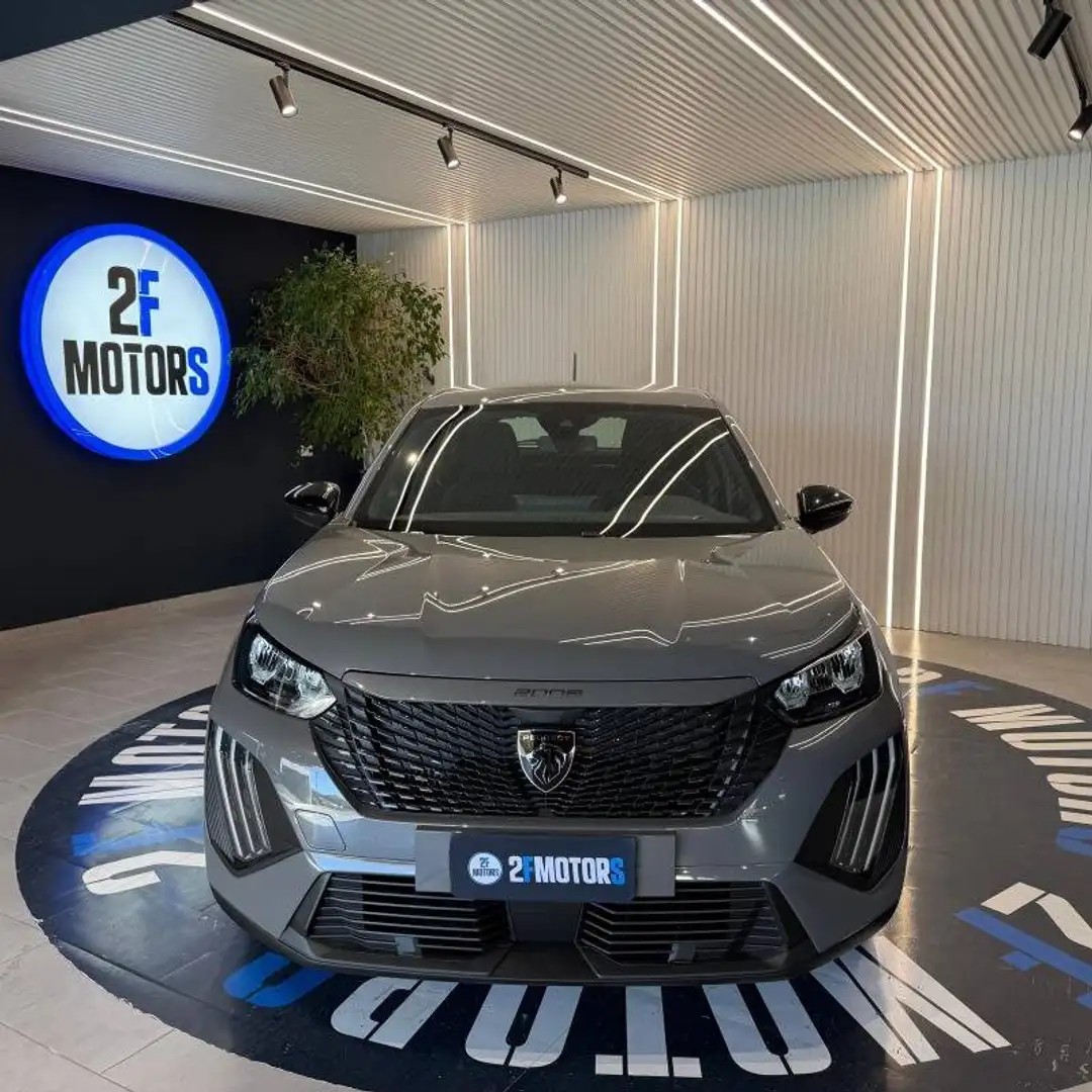 Peugeot 2008 1.2 puretech Active s&s 100cv Grijs - 2