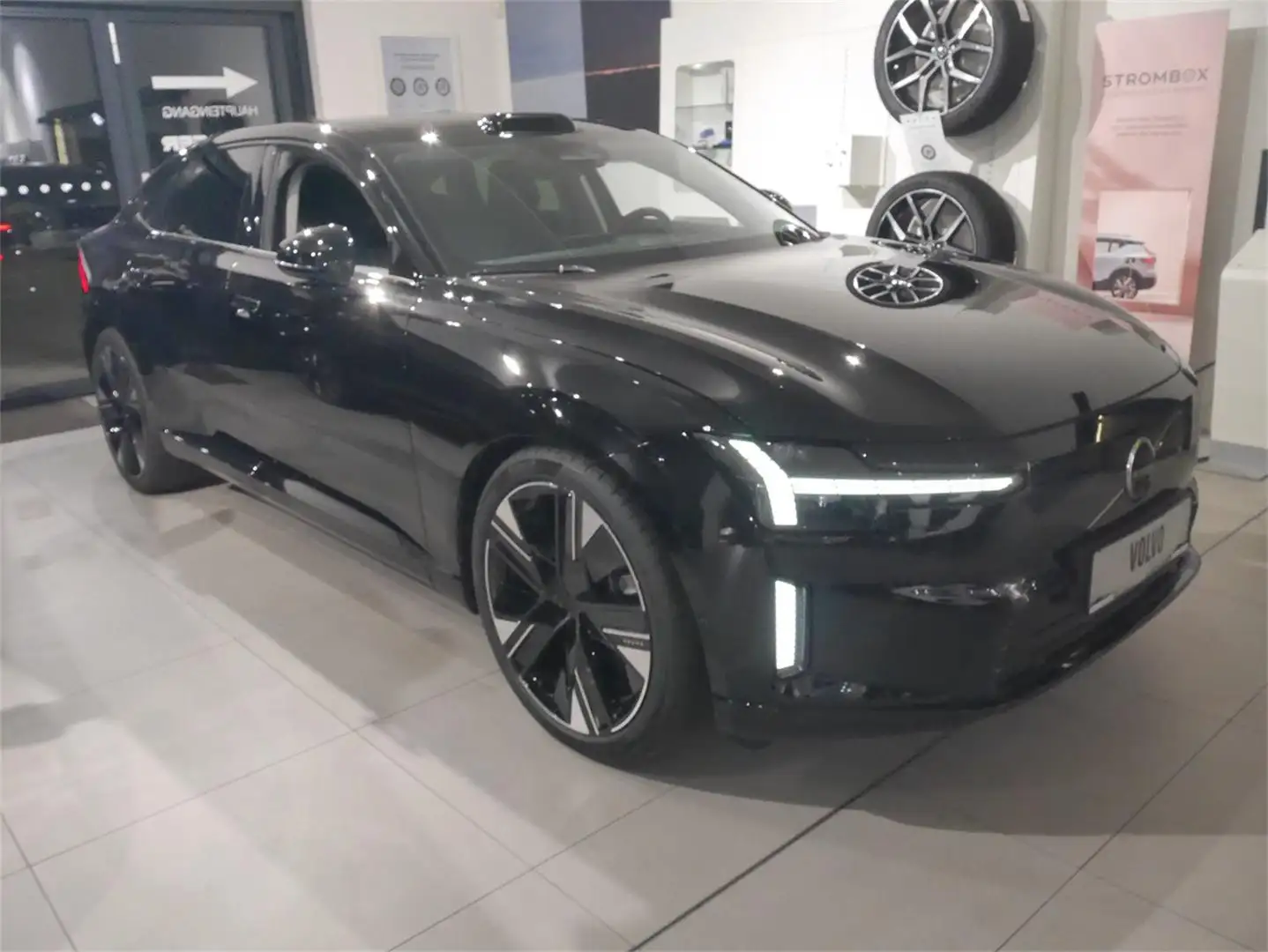 Volvo ES90 Single Extended Range Ultra Schwarz - 1