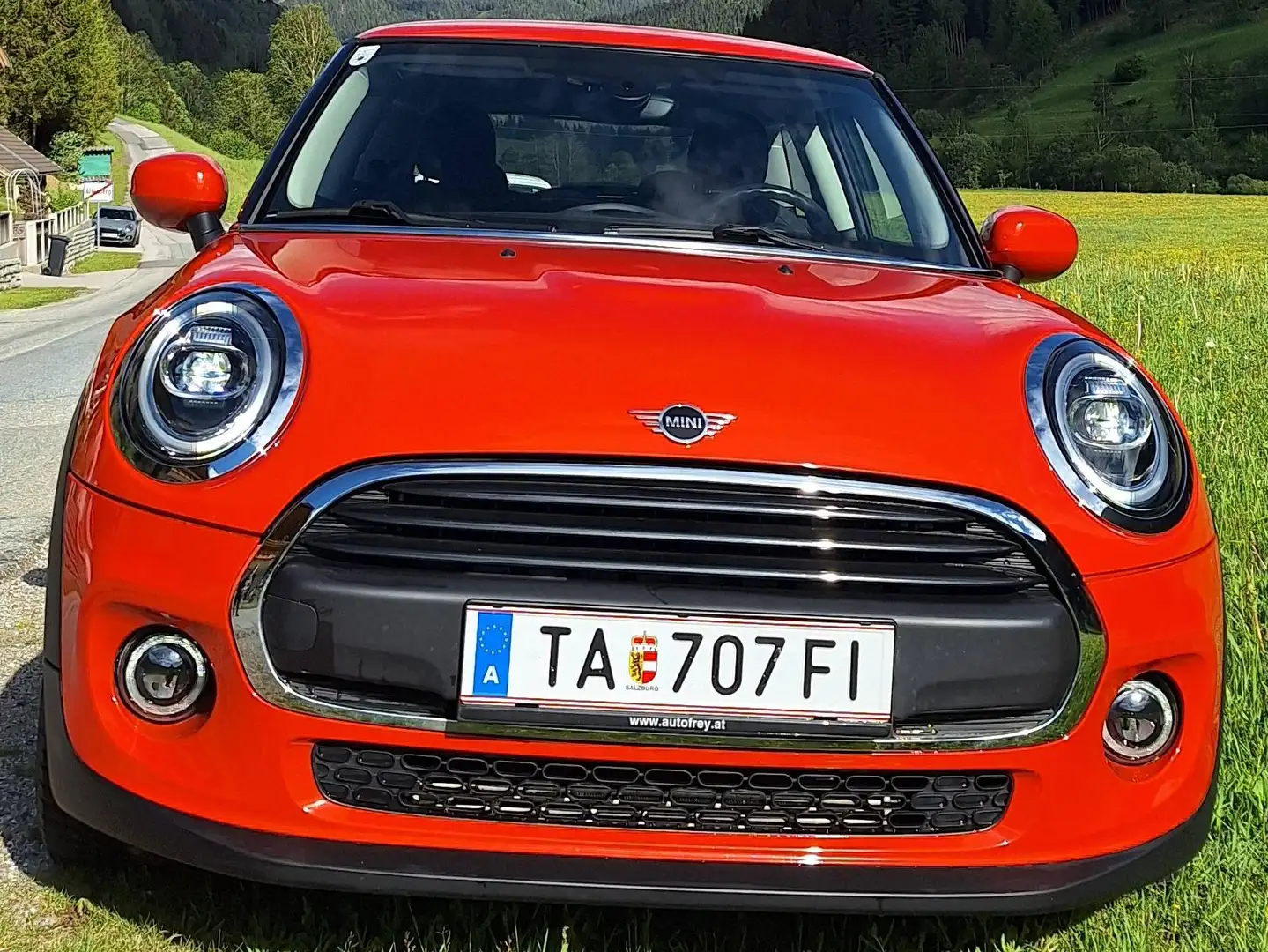 MINI One MINI One First One First Orange - 1