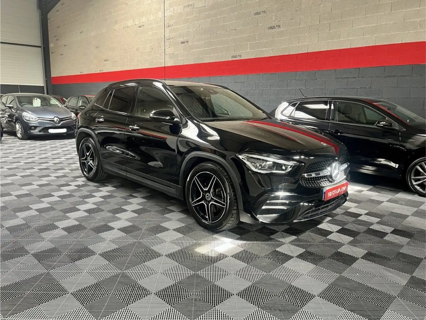 Mercedes-Benz GLA 200 200 d 150ch AMG Line - 2