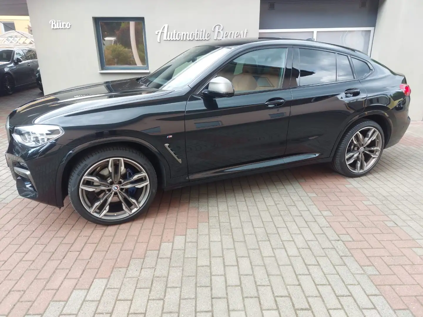 BMW X4 M d 340PS+21ZOLL+AHK+H/K+LEDER BRAUN+HEADUP Noir - 1