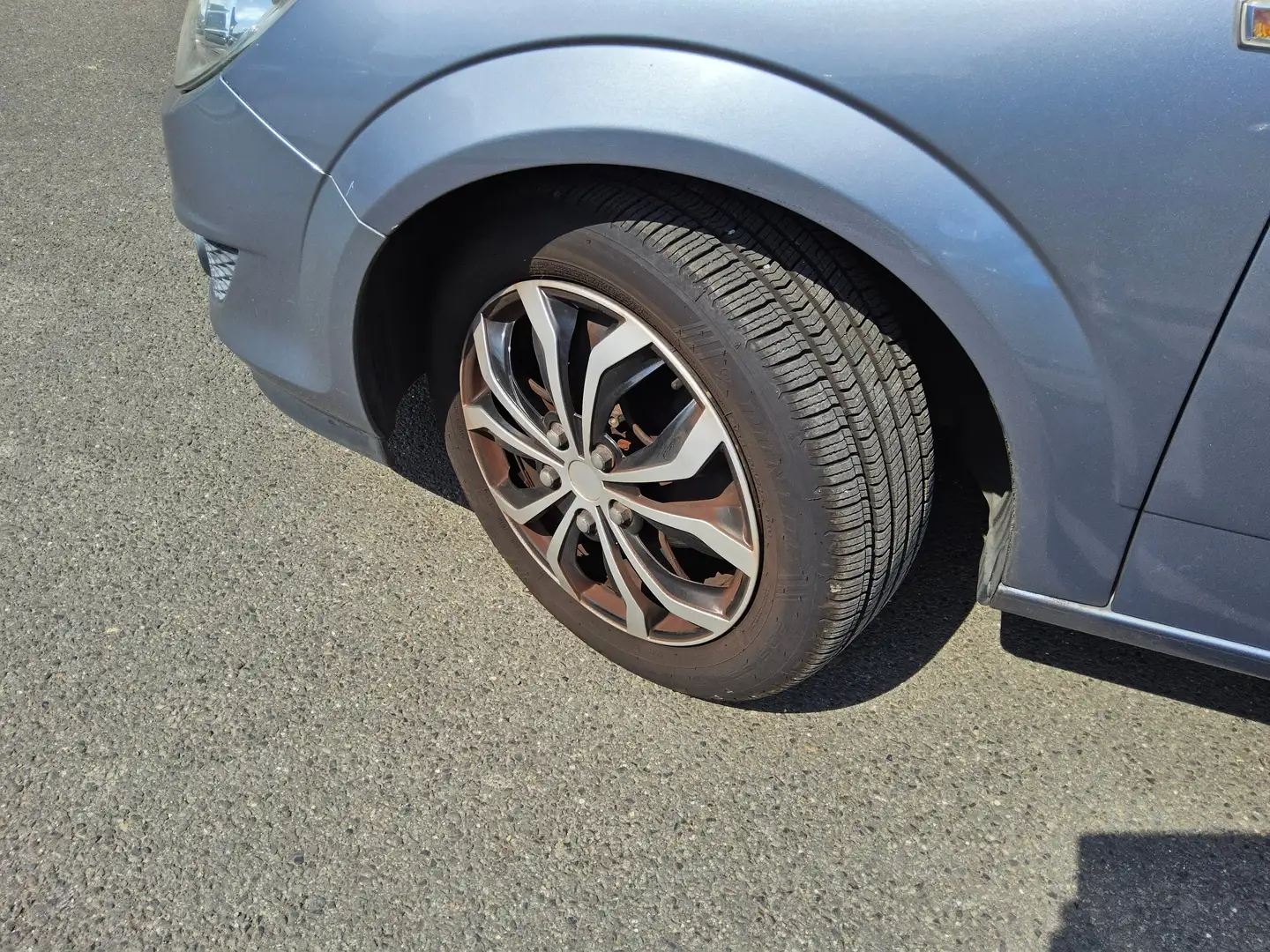 Opel Astra Edition/org. 99 TKM/Tempomat/TÜV 11-2026 Silber - 2
