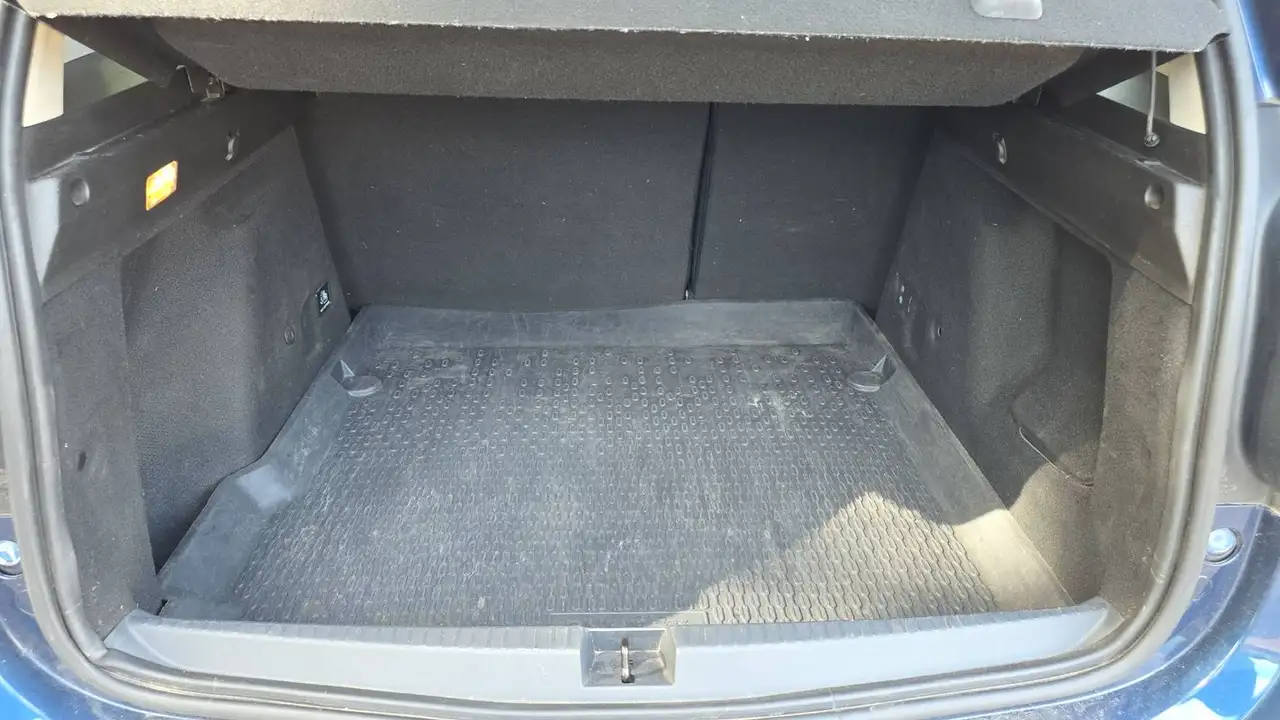 Dacia Duster — photo 14