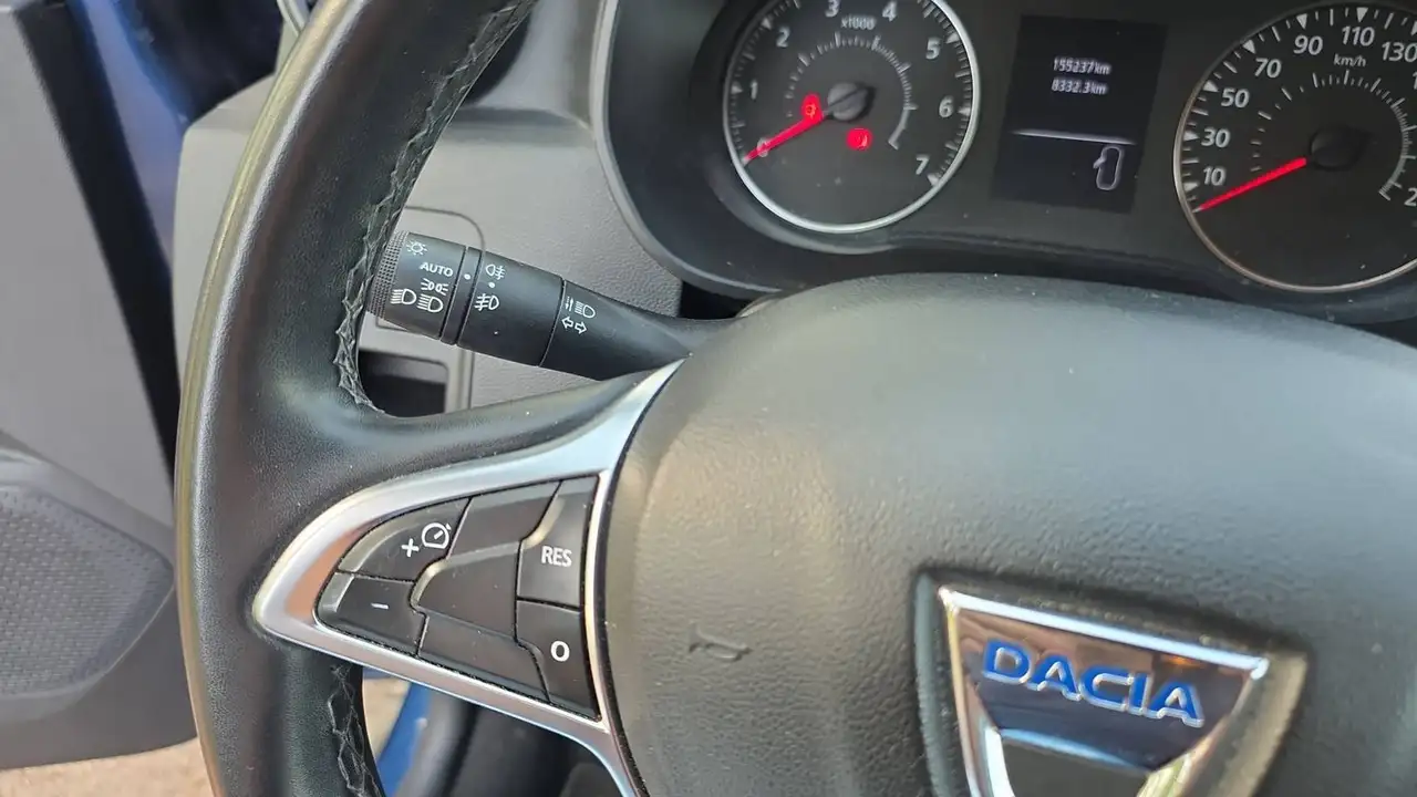 Dacia Duster — photo 28