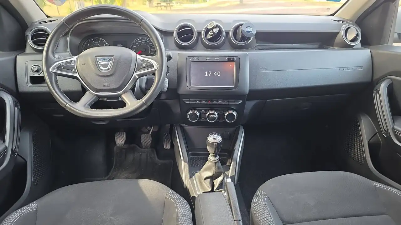Dacia Duster — photo 11