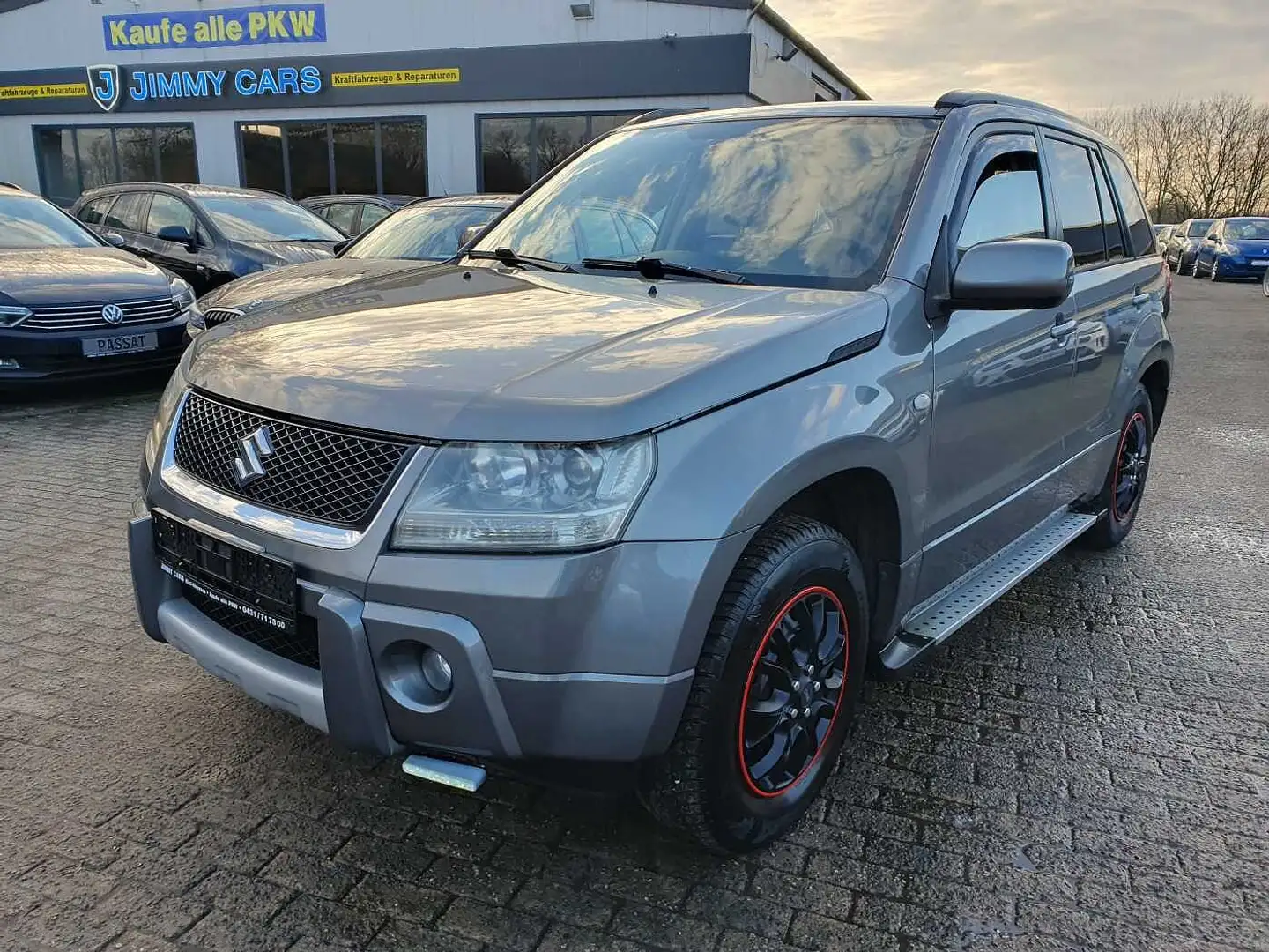 Suzuki Grand Vitara 5-Türer 2.0 Comfort 4X4 Grau - 1