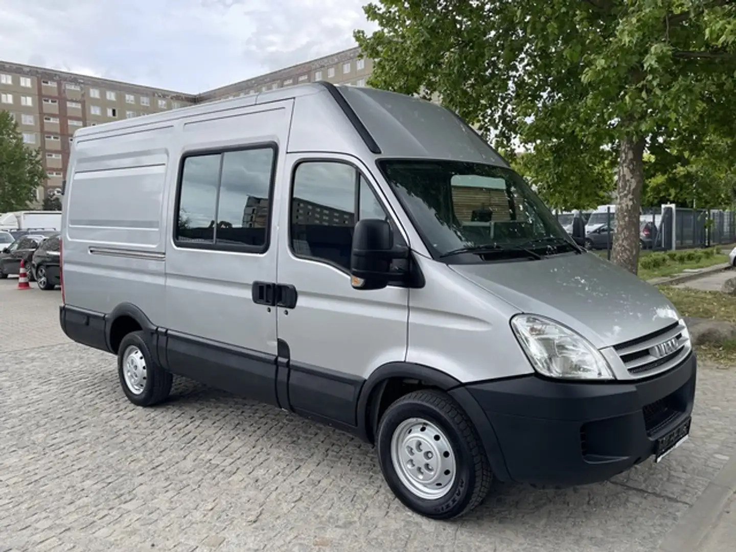 Iveco Daily 35 S 12 Hochdach 3300 L2H2 *WEBASTO*AHK*RFK* Blanco - 1