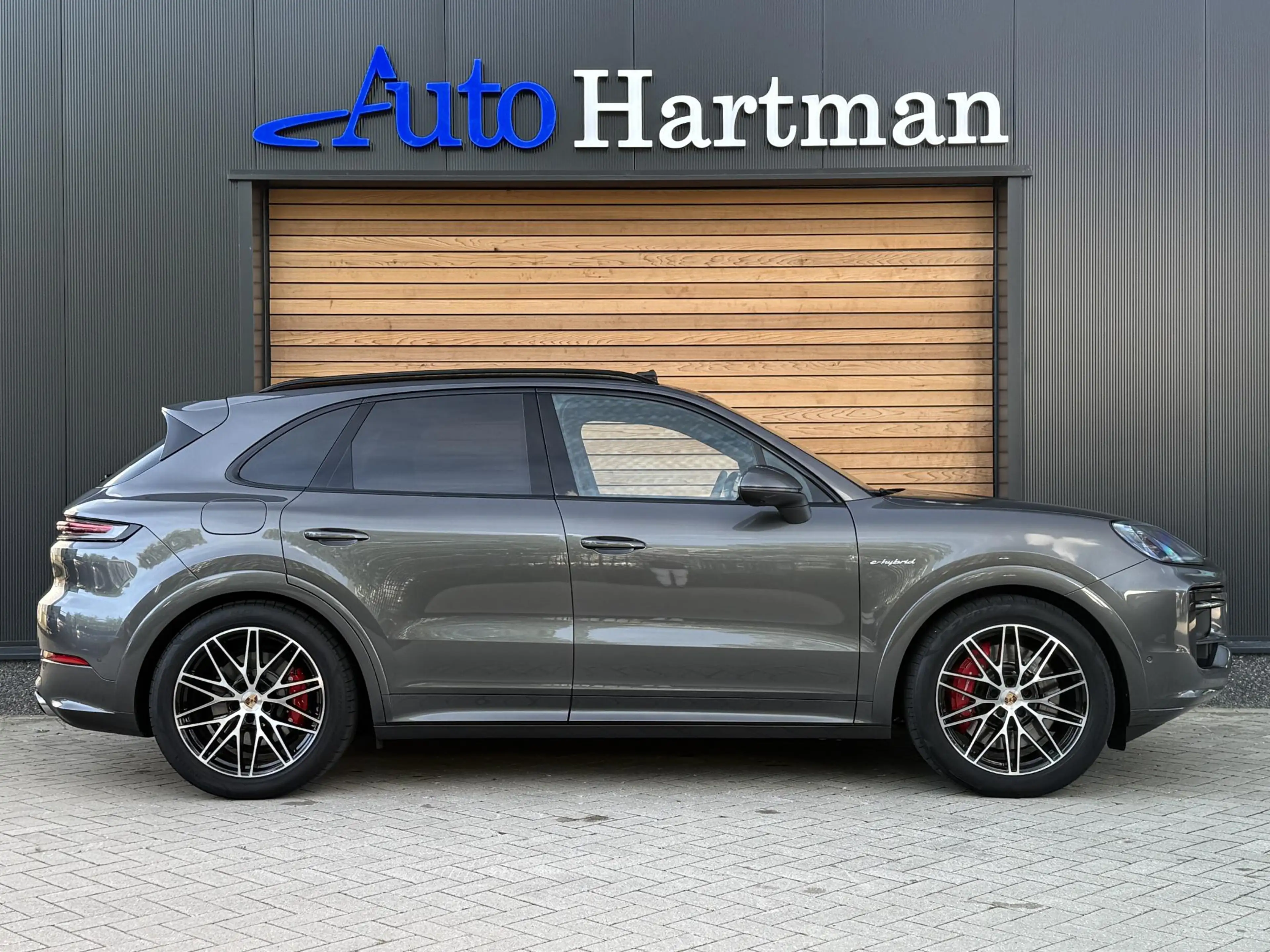 Porsche Cayenne 3.0 S E-Hybrid 4W-BESTURING|PASSENGER-DISPLAY|SPOR — photo 2
