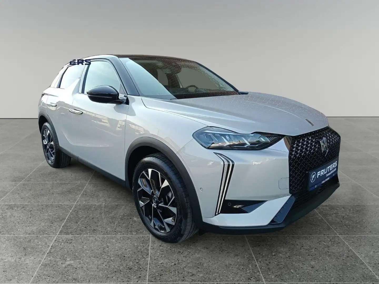 DS Automobiles DS 3 Rivoli 1.2 Benzine 130pk Gris - 2