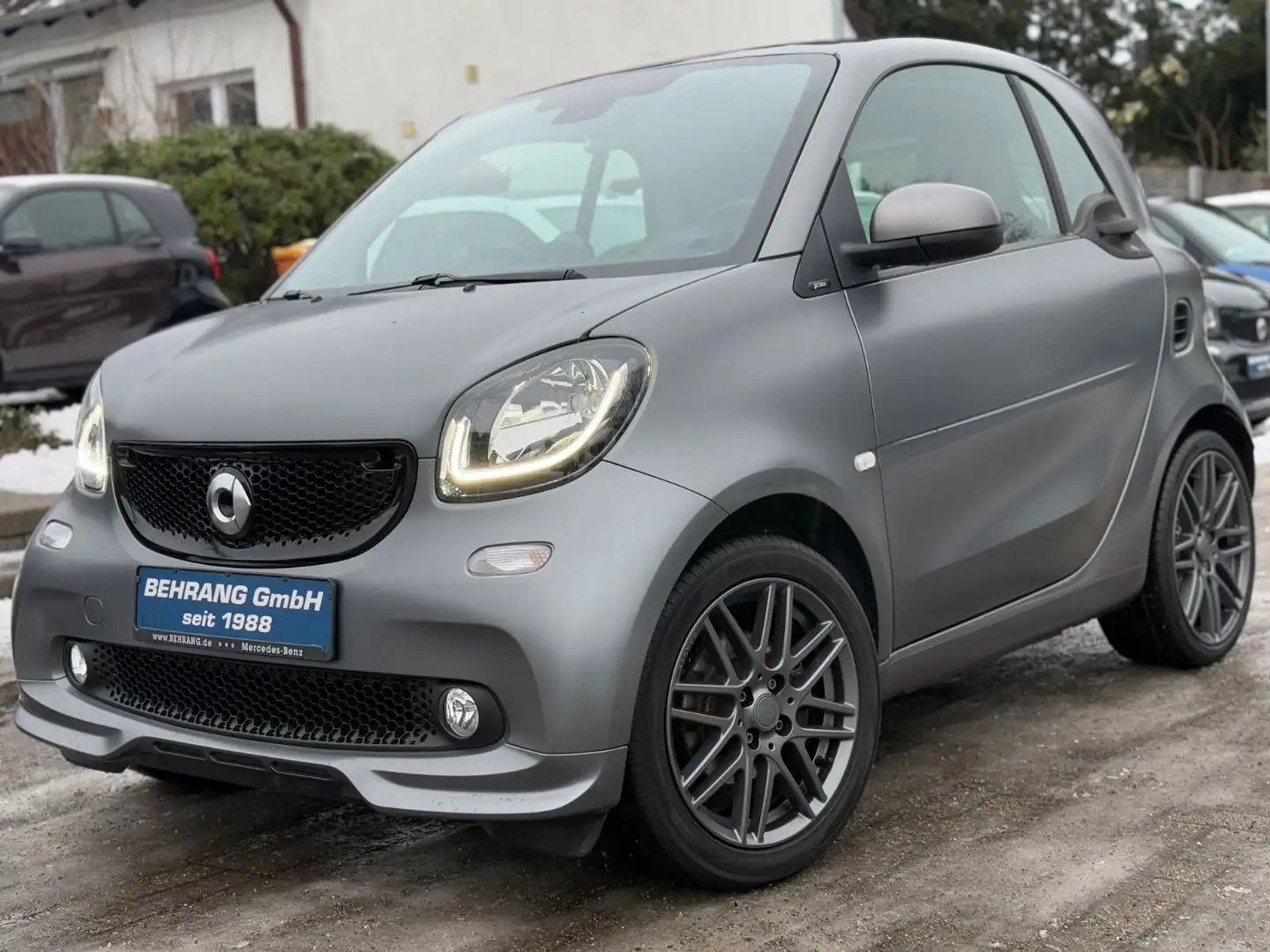 smart forTwo *PRIME*PANO*JBL*KAMERA*LEDER*NAVI Gris - 1