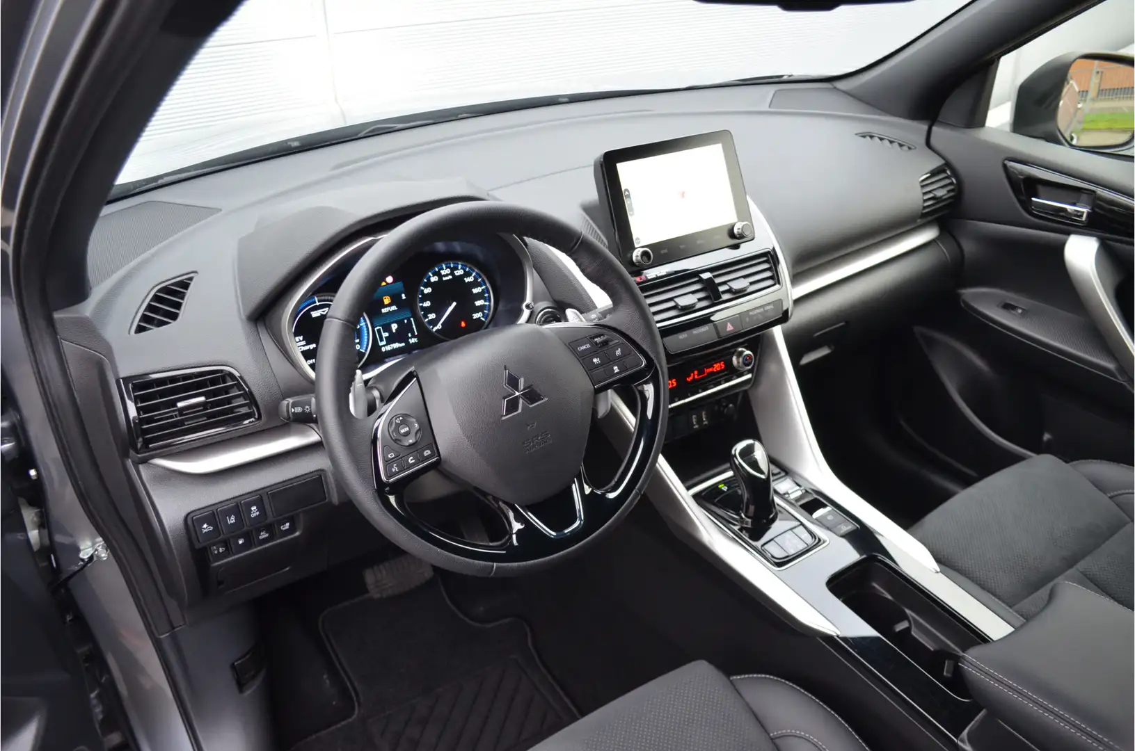 Mitsubishi Eclipse Cross 2.4 PHEV Executive | PLUG IN HYBRID | SoH 83% | V2 Grau - 2