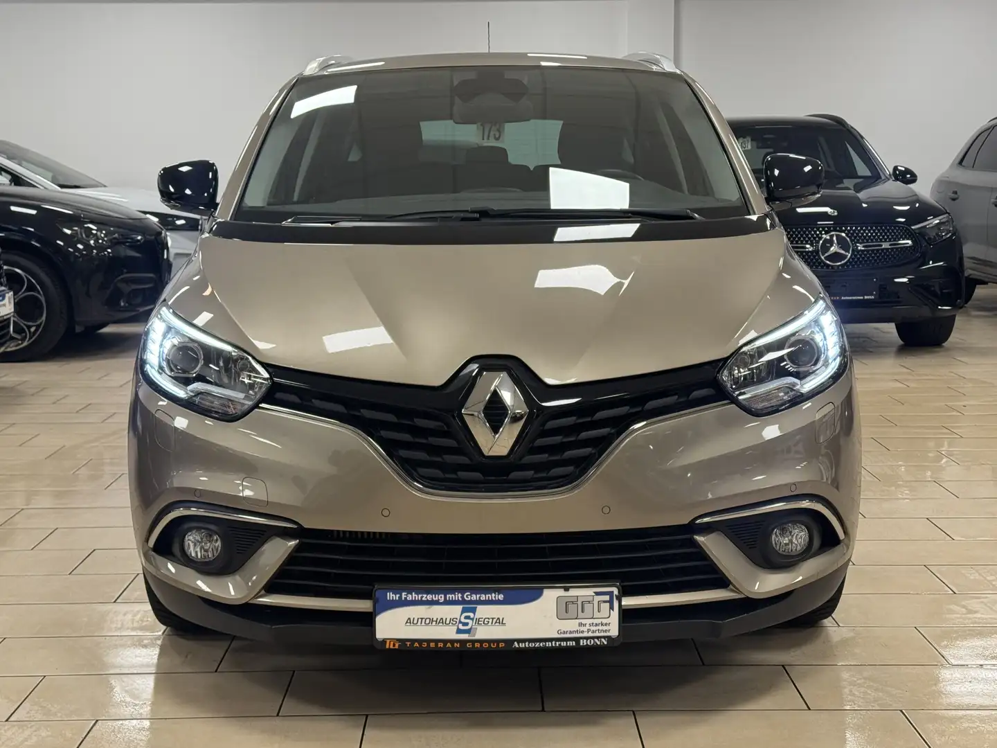 Renault Grand Scenic Grand Limited SHZ*R-Cam*PDC*BT*1H*Navi* Or - 2