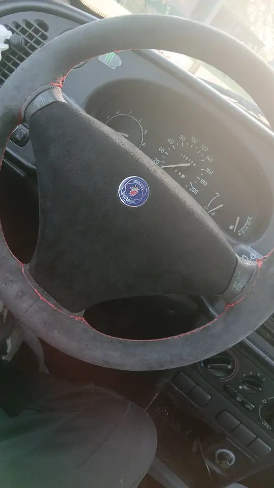 Saab 900 2.0, foto 4