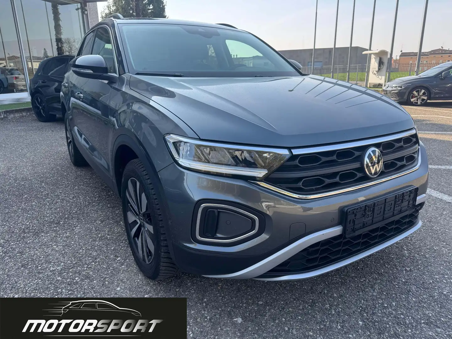 Volkswagen T-Roc 1.5 TSI 150cv DSG Move 17"Zurich LED Navi Camera Grigio - 2