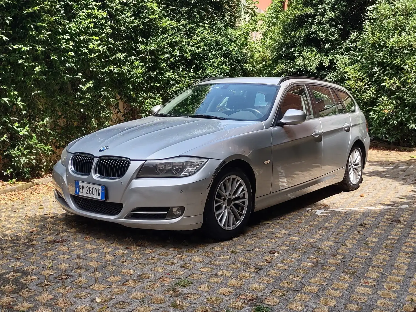 BMW 320 320d Touring xdrive Msport 184cv Argento - 2