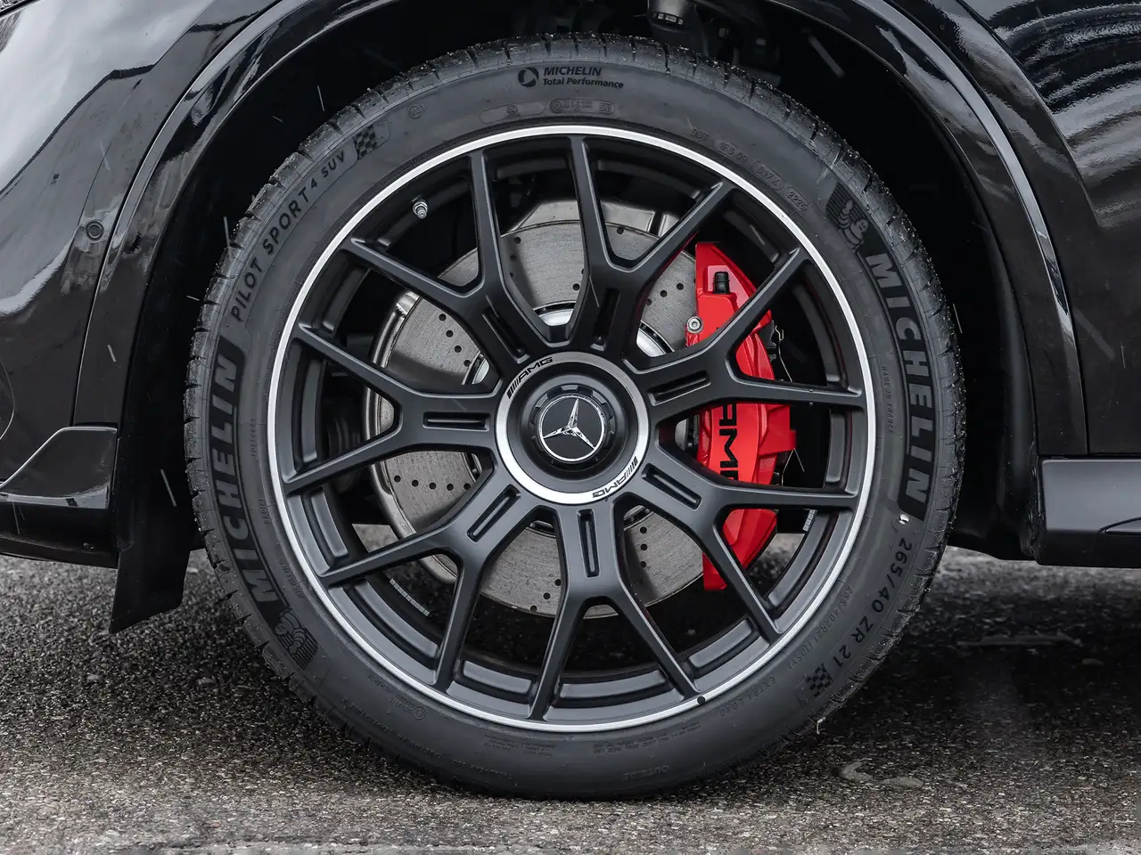 Mercedes-Benz GLC снимка Mercedes-Benz GLC