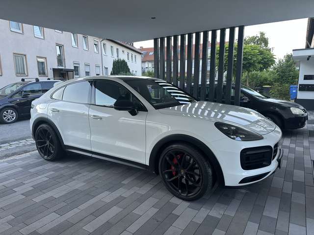 Imagine Porsche Cayenne GTS Coupe Tiptronic S