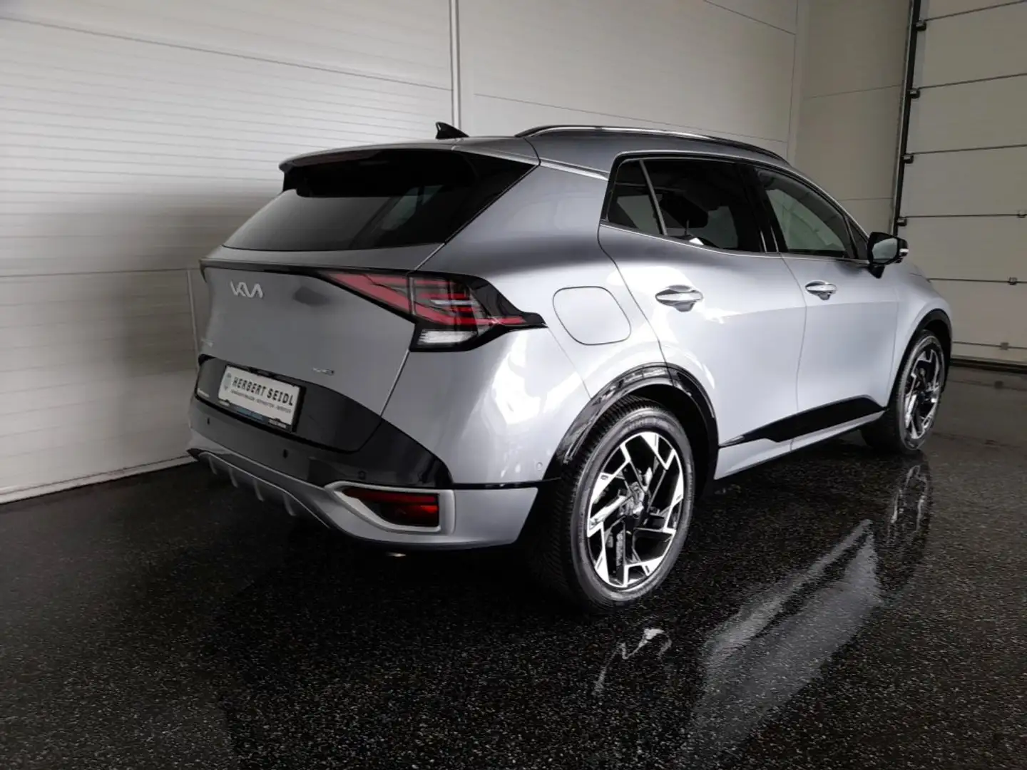 Kia Sportage PHEV GT-Line 4x4 Aut. *SKY / VOLL LED / NAVI / VIRTUELL / 360° KAMERA / ACC / VOLL-LEDER / E-KLAPPE* Silber - 2