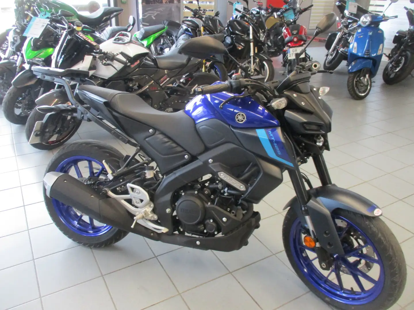 Yamaha MT-125 Bleu - 2