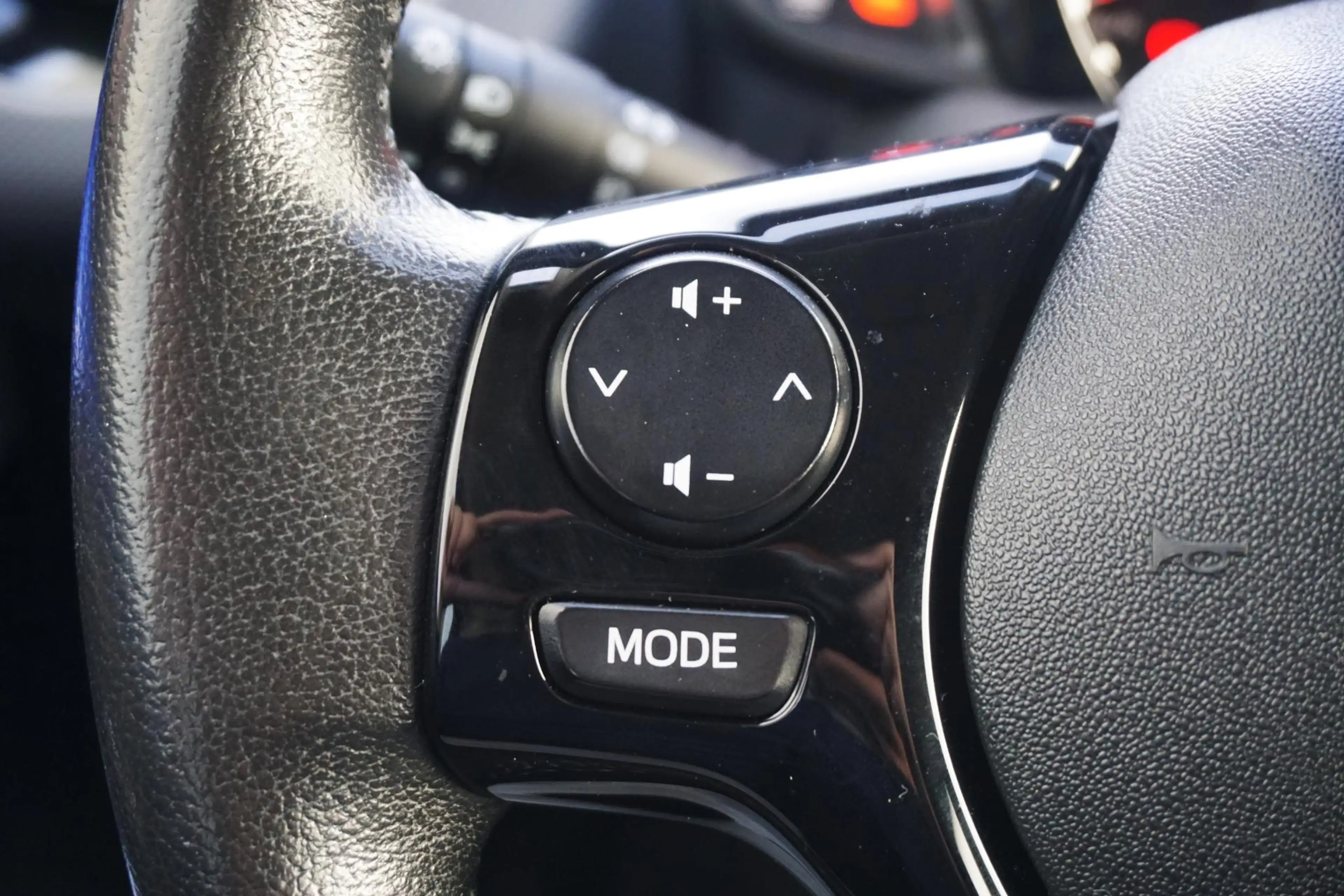 Peugeot 108 1.0 e-VTi Allure/CARPLAY/LM VELGEN/LED/AIRCO! — photo 14