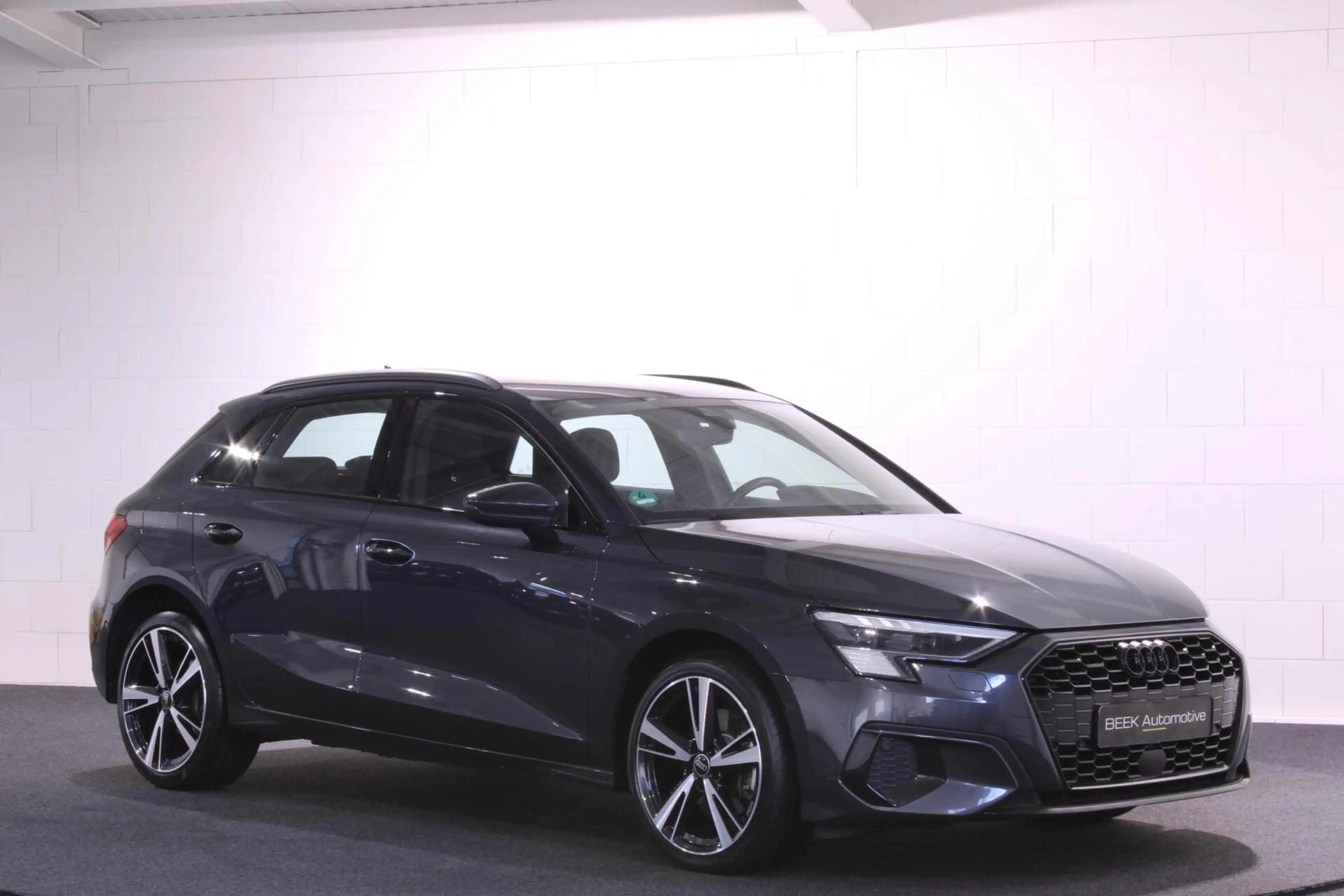 Audi A3 Sportback 40 TFSIe Advanced | MATRIX | CAMERA | — photo 6