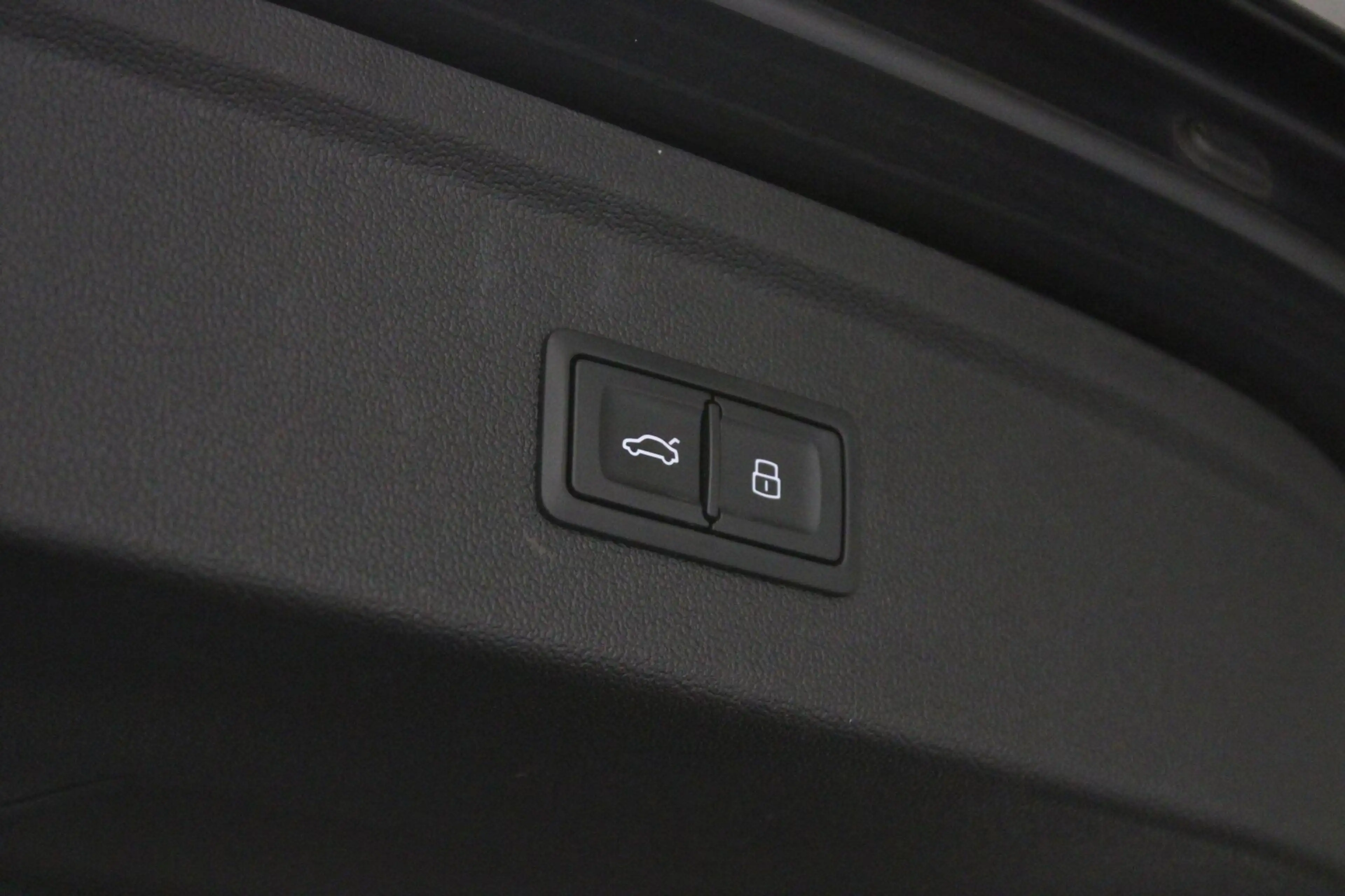 Audi A3 Sportback 40 TFSIe Advanced | MATRIX | CAMERA | — photo 22