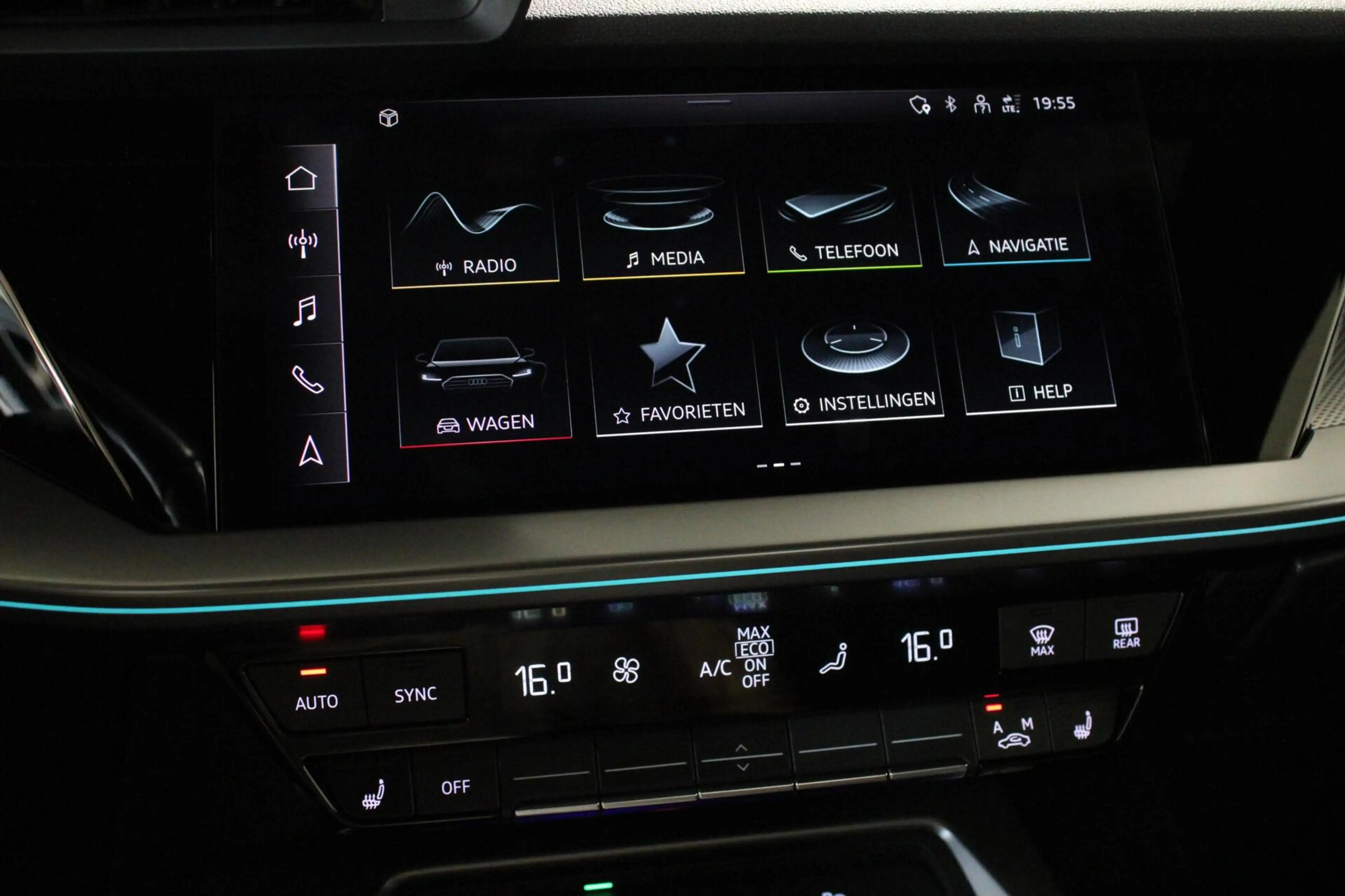 Audi A3 Sportback 40 TFSIe Advanced | MATRIX | CAMERA | — photo 15