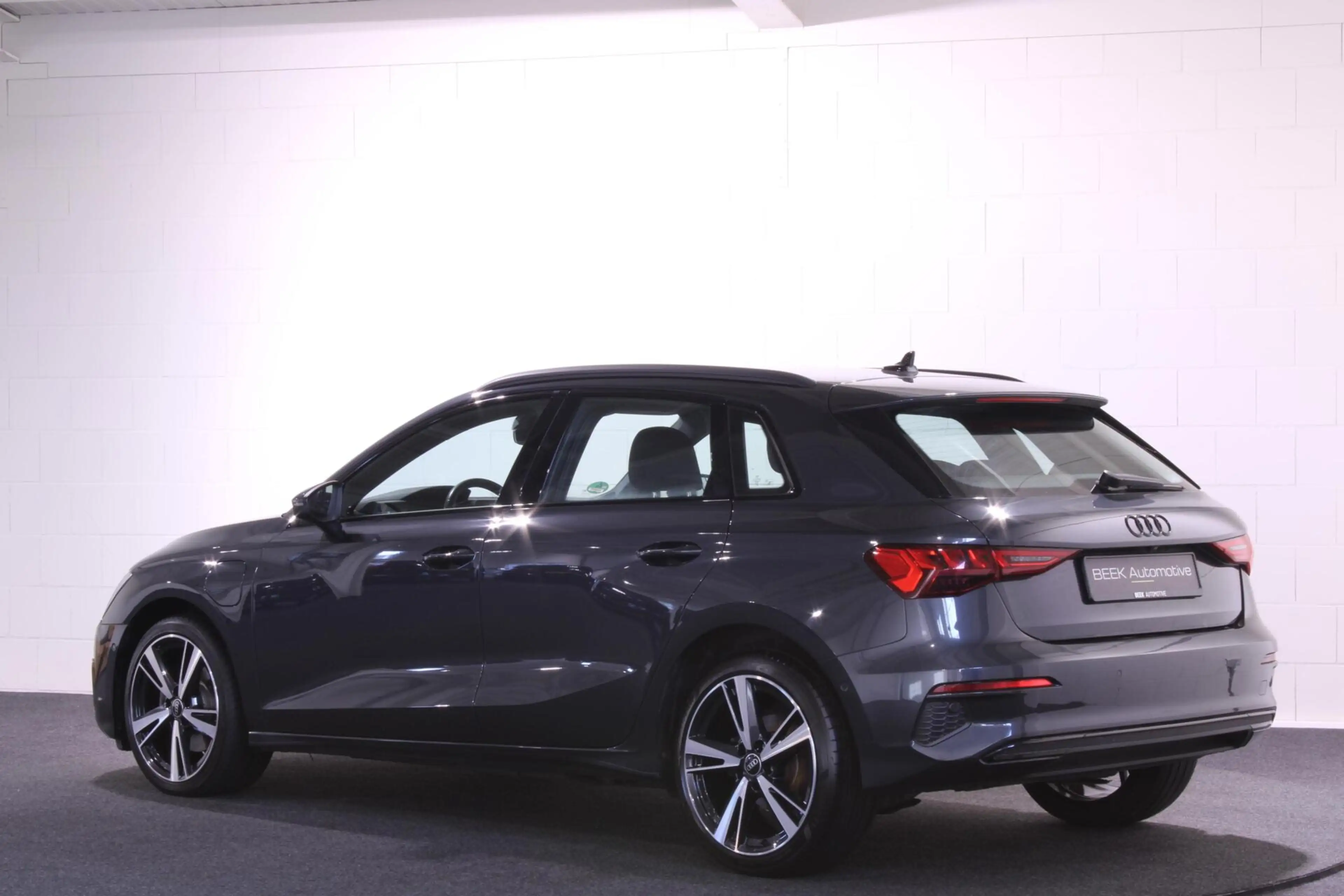 Audi A3 Sportback 40 TFSIe Advanced | MATRIX | CAMERA | — photo 7