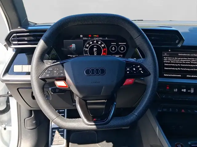 Audi RS3 view 9