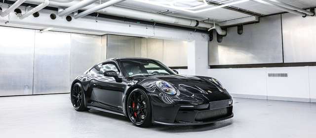 Imagine Porsche 992 GT3 Touring Exclusive Manufaktur 1.Hand