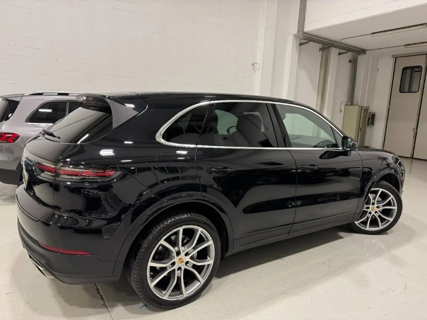 Porsche Cayenne 3.0 V6 FULL OPTIONAL Negro - 2