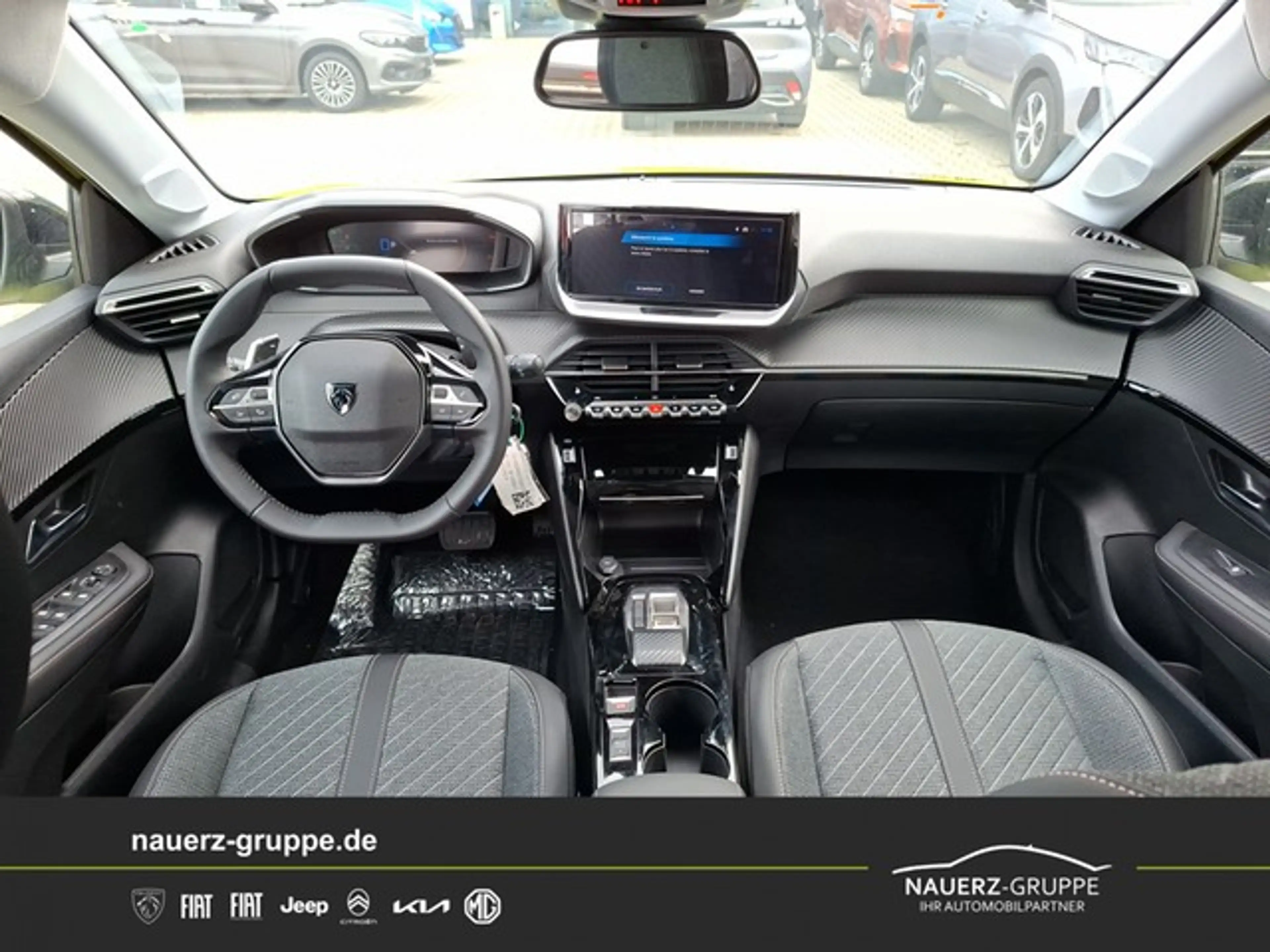 Peugeot 208 Hybrid 110 e-DCS6 Allure — photo 8
