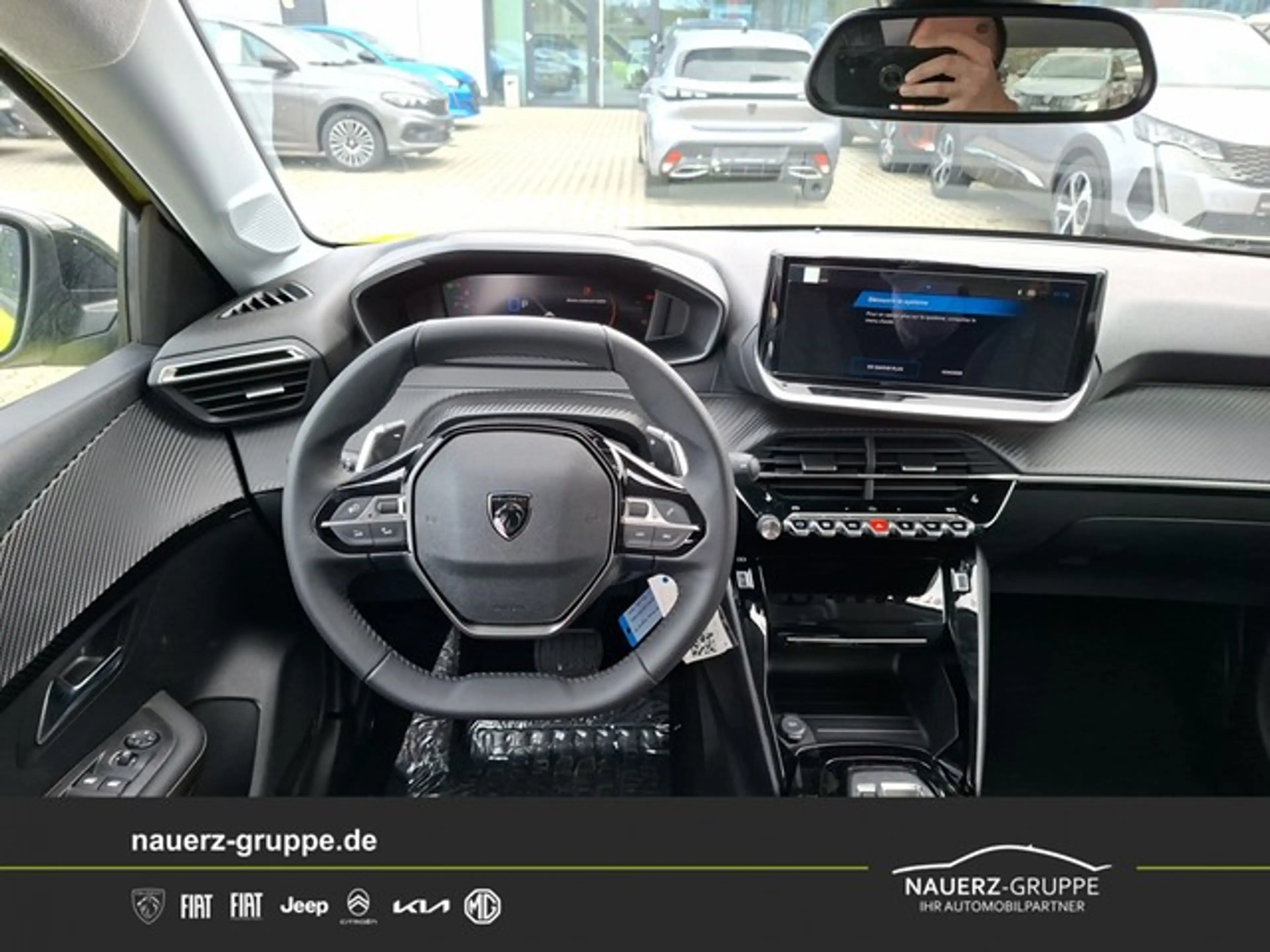 Peugeot 208 Hybrid 110 e-DCS6 Allure — photo 7