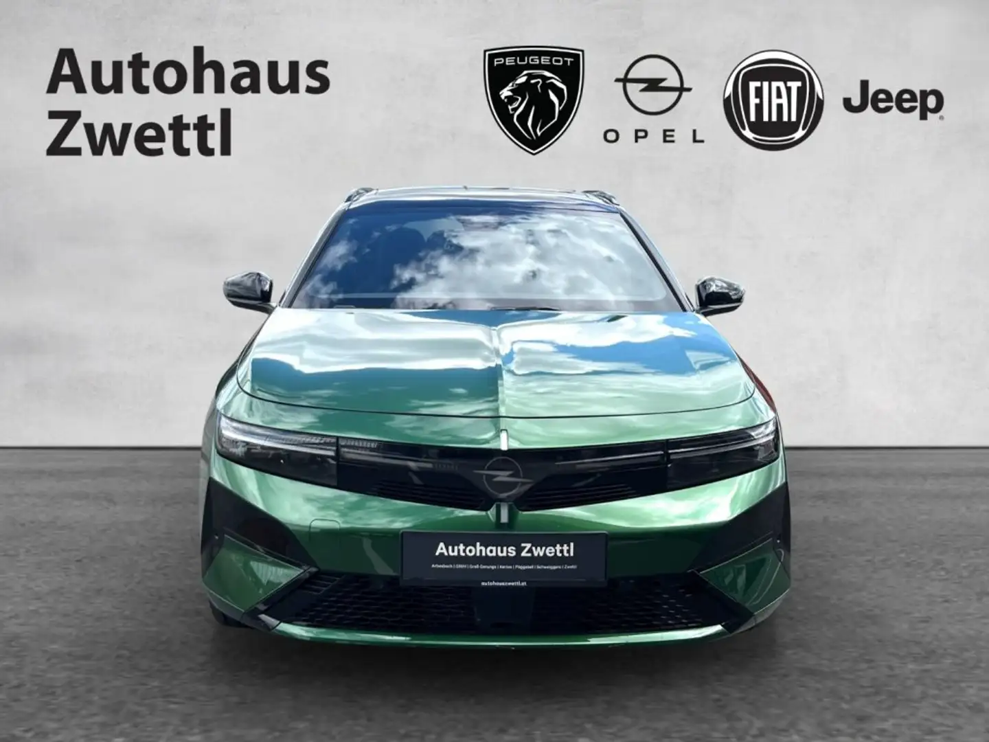 Opel Astra ST GS Elektro 156 54 KWh Grün - 2