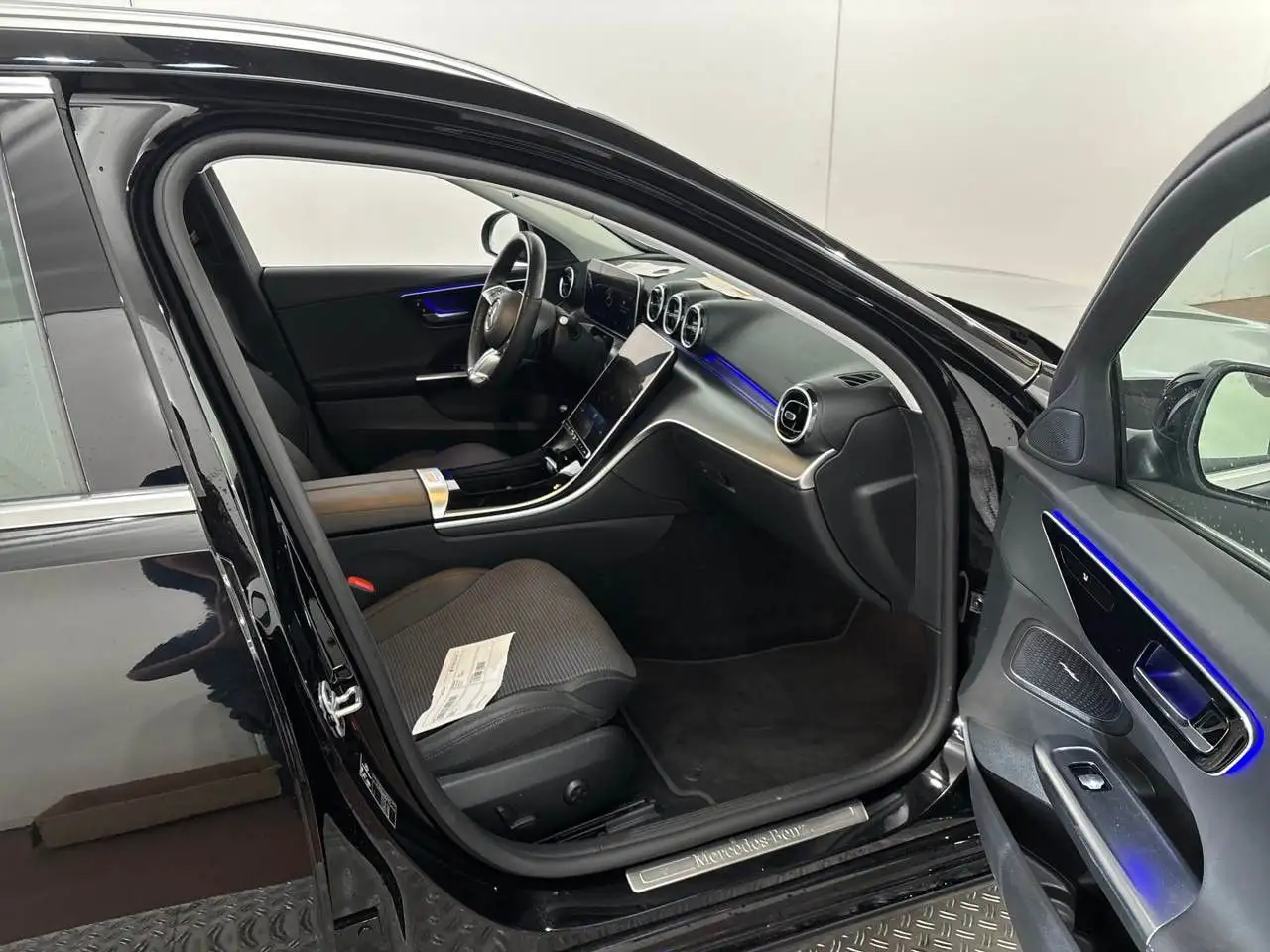 2023 Mercedes-Benz C 200 d Distro*LED*NaviTouch*Kamera*DAB*17*1Hand, photograph 7