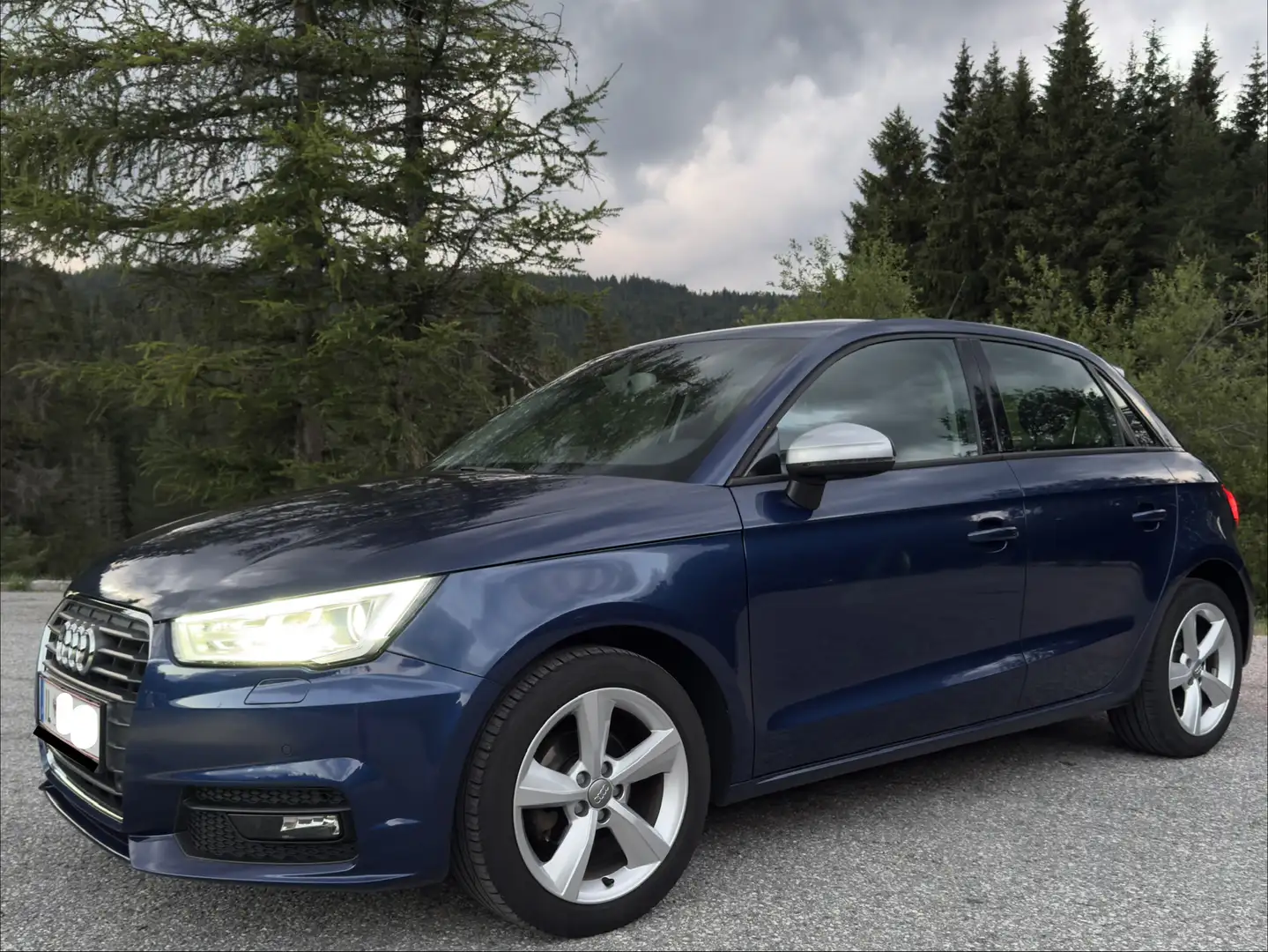Audi A1 Audi A1 Sportback 1.0 TFSI intense | Erstbesitz Blau - 2