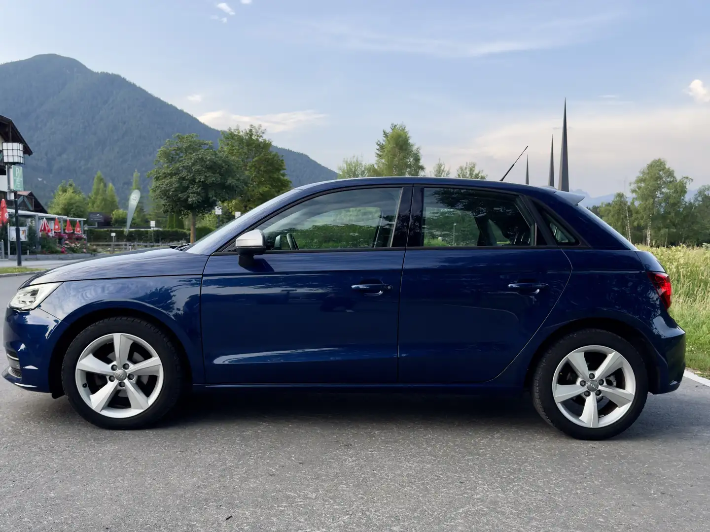 Audi A1 Audi A1 Sportback intense 1.0 TFsi | Erstbesitz Blau - 2