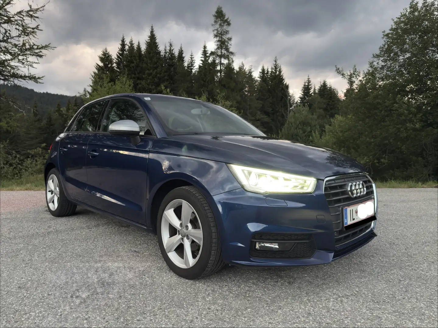 Audi A1 Audi A1 Sportback 1.0 TFSI intense | Erstbesitz Blau - 1