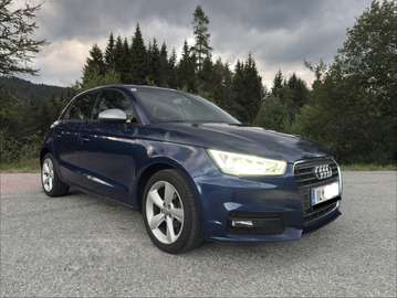 Audi A1 Sportback 1.0 TFSI intense | Erstbesitz