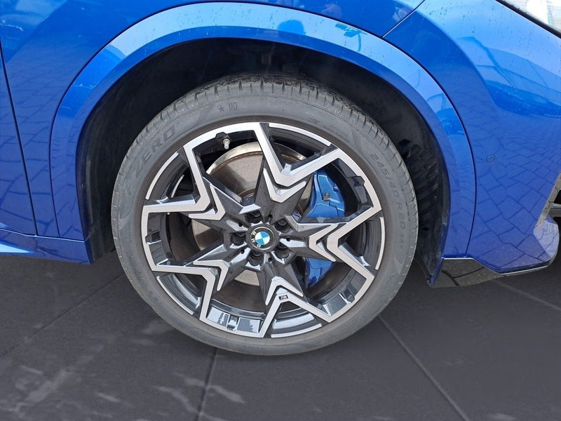 BMW X2 M35i xDrive Automatik mit Schaltwippen Navi T — photo 12