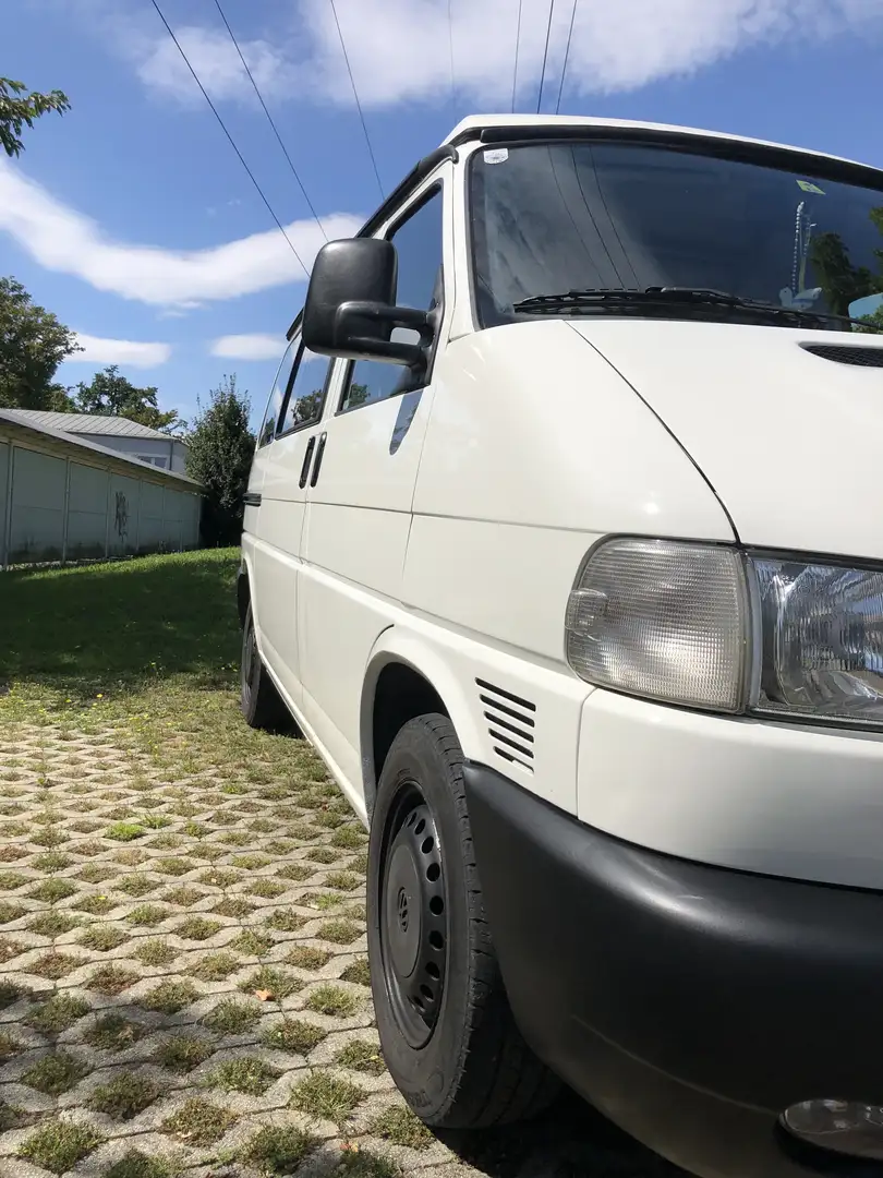 Volkswagen T4 California 2,5 Tdi 102 Ps. Weiß - 2