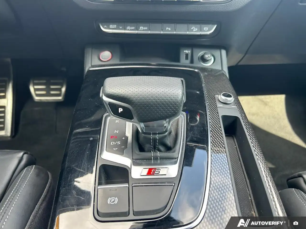 Audi SQ5 снимка Audi SQ5