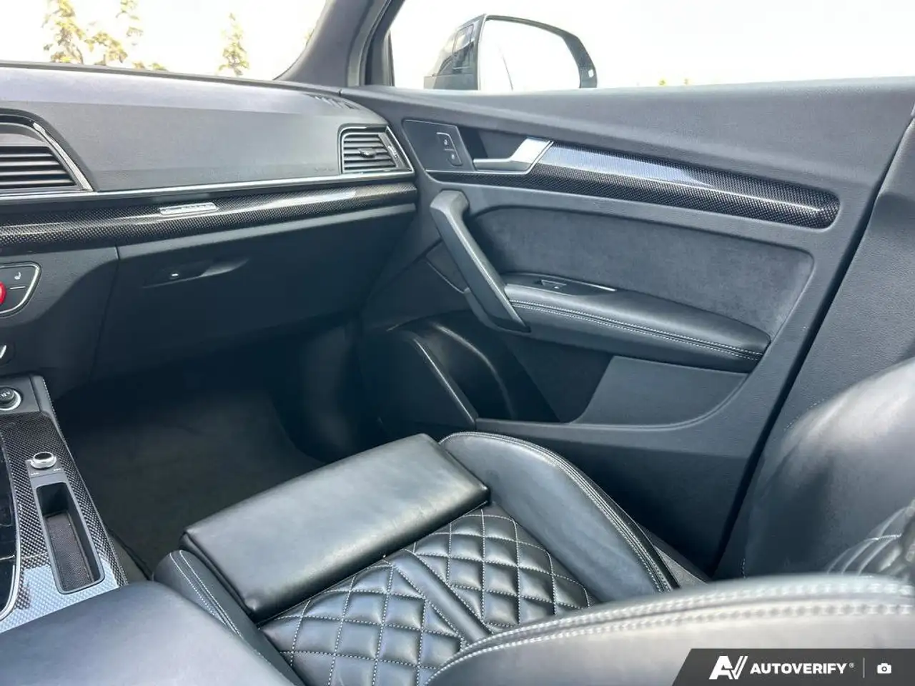 Audi SQ5 снимка Audi SQ5