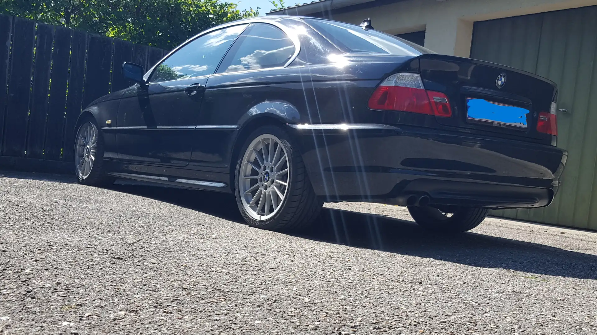 BMW 330 330Ci Schwarz - 2