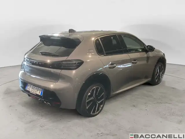 Peugeot 208 view 6