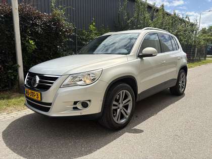Volkswagen Tiguan 1.4 TSI Sport&Style 4Motion / NAVI / CRUISE / 160d