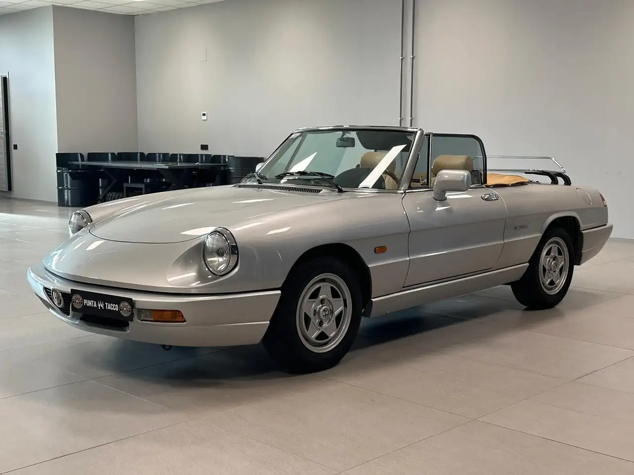 Alfa Romeo Spider 1.6, foto 3