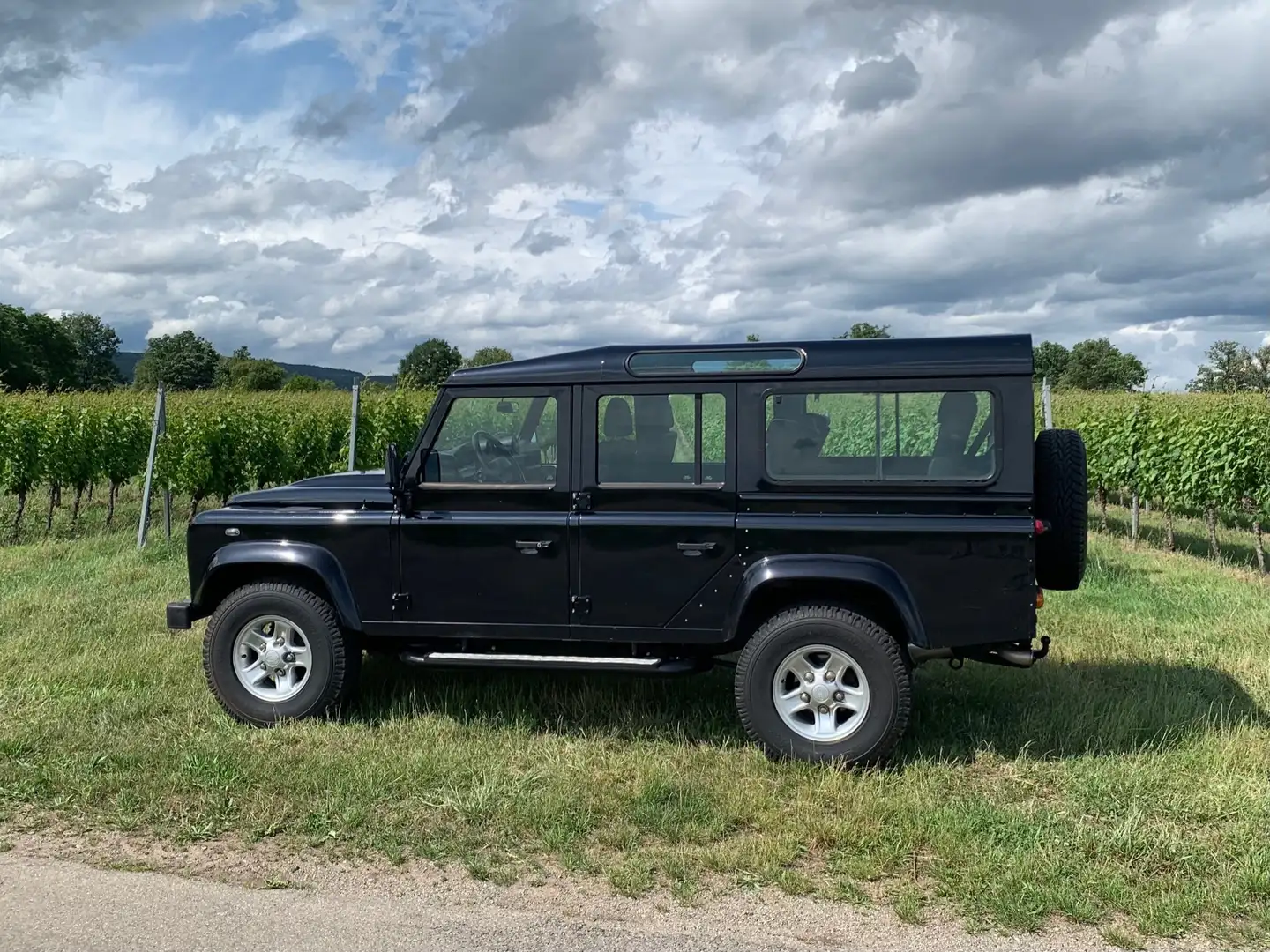 Land Rover Defender Land Rover Defender 110 XS 7 places Noir - 1