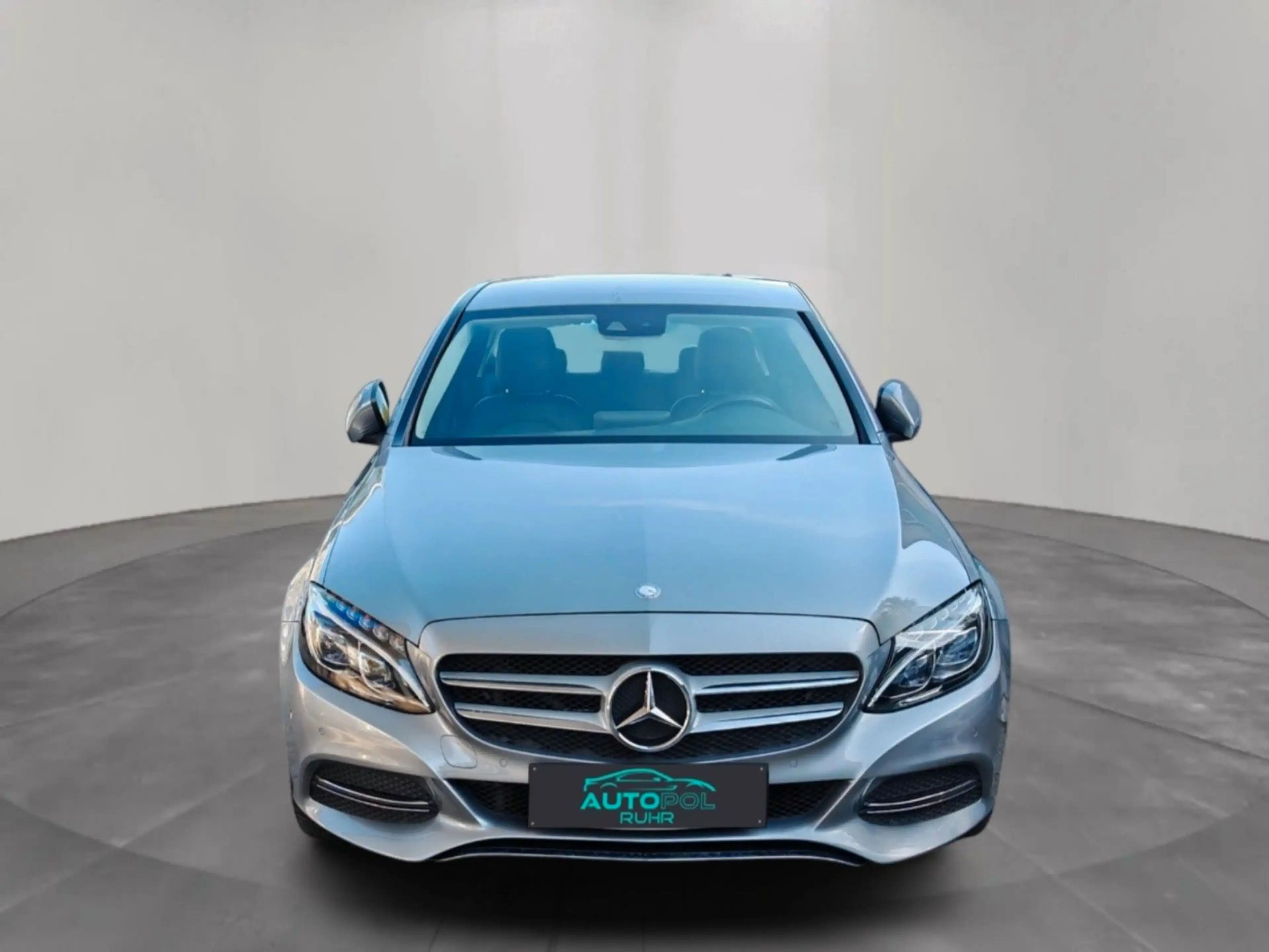 Mercedes-Benz C 200 CGI Avantgarde Comand LED PDC — photo 6